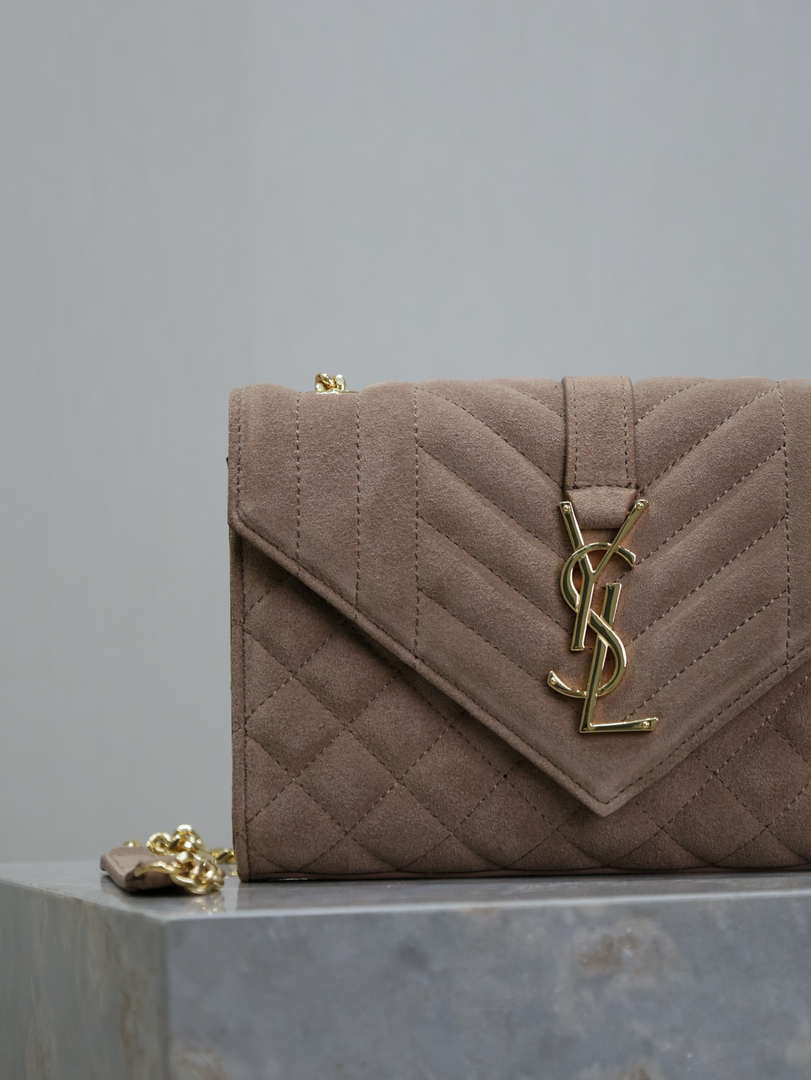 YSL 600195 Envelope Small In Quilted  Pink Suede Leather