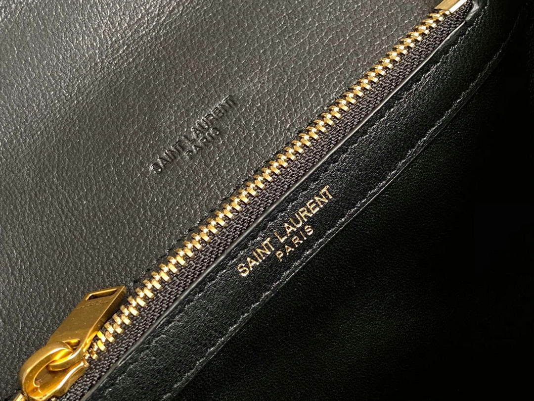 YSL 600279 College Medium In Matelass¨¦ Leather Black with Gold