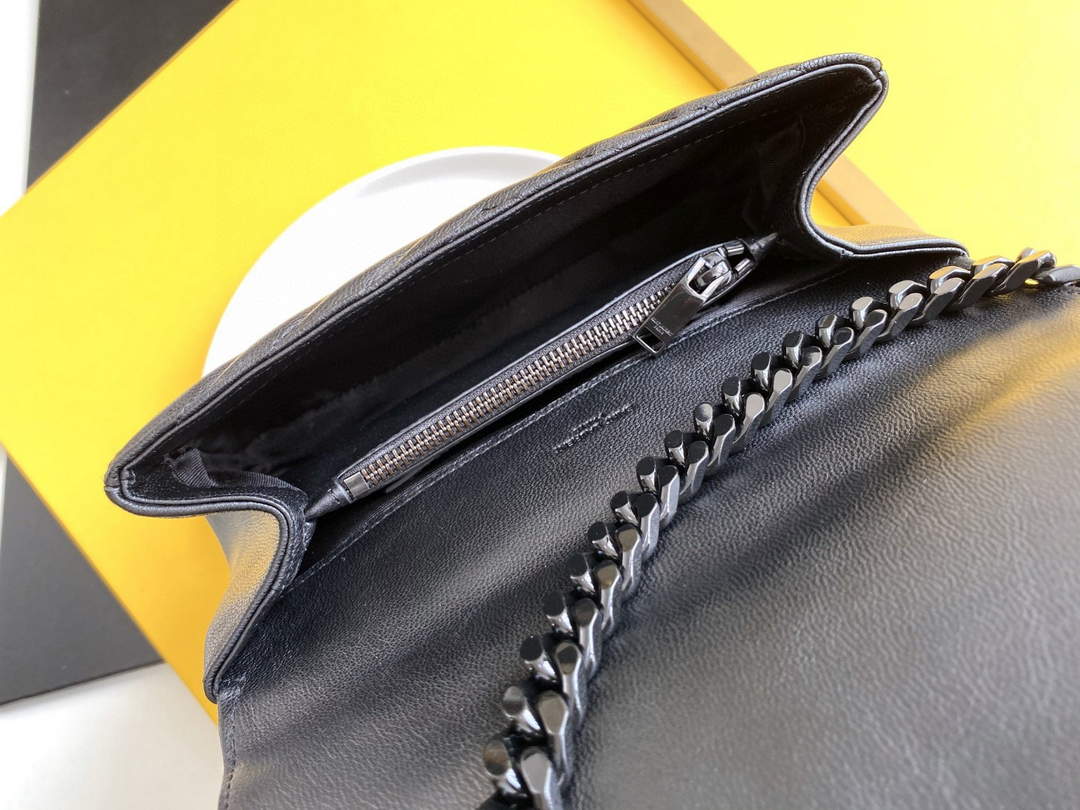 YSL 600279 College Medium In Matelass¨¦ Leather Black with Black