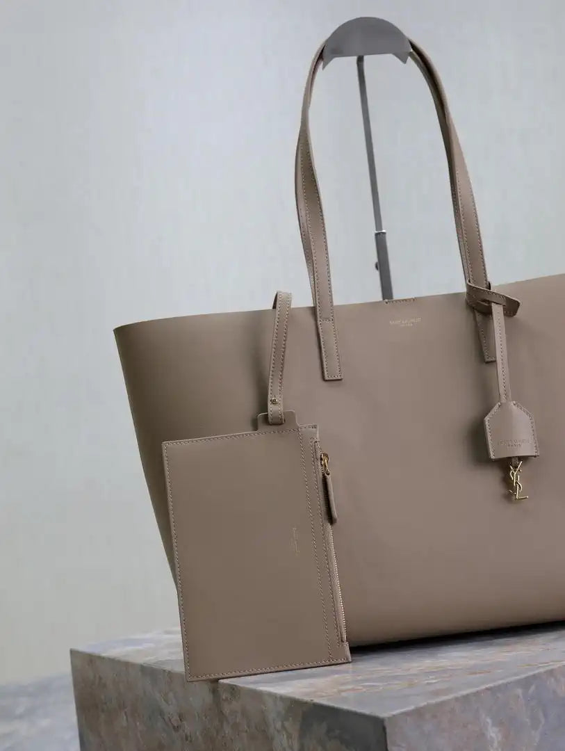 YSL 600281 Shopping Saint Laurent in leather Dark Beige