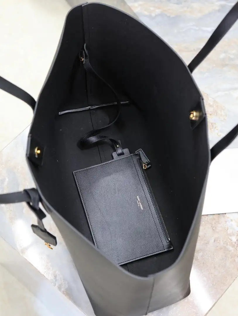 YSL 600281 Shopping Saint Laurent in leather Black