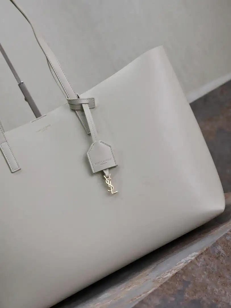 YSL 600281 Shopping Saint Laurent in leather White