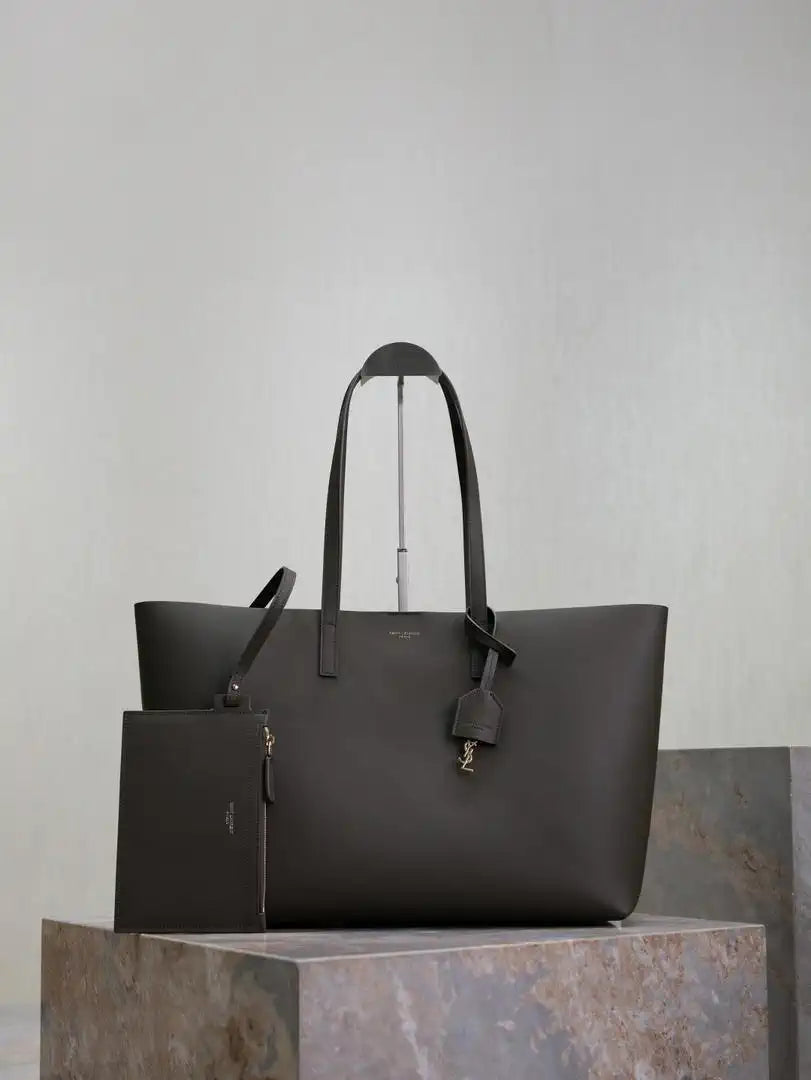 YSL 600281 Shopping Saint Laurent in leather Dark Green
