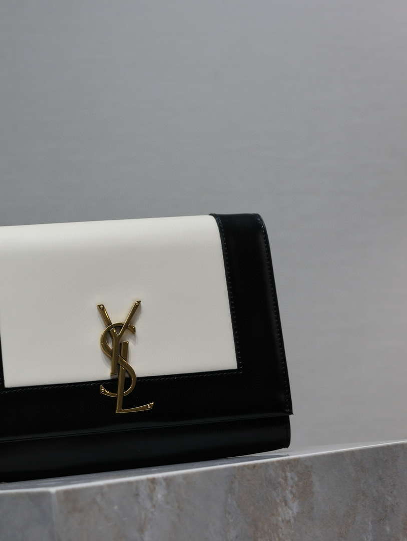 YSL 617662 Cassandre Matelass¨¦ Flap pouch in black and White leather