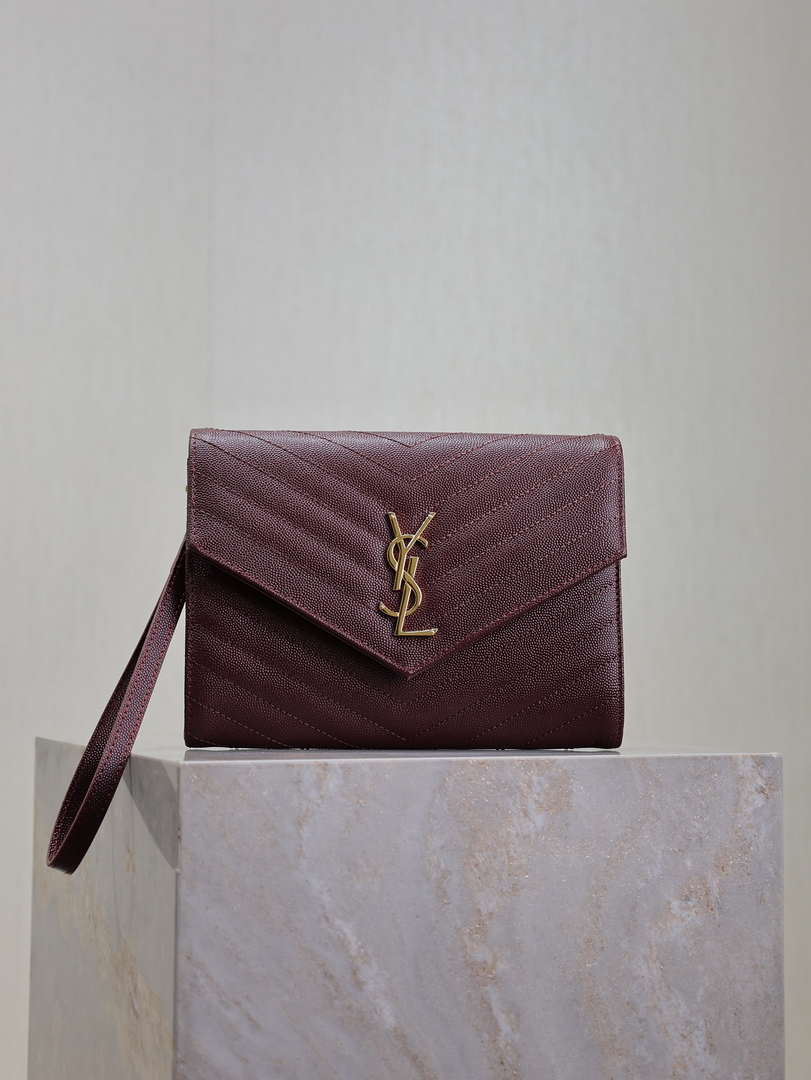 YSL Cassandre Matelass¨¦ Flap pouch in grain de Poudre leather 617662 V wine Red