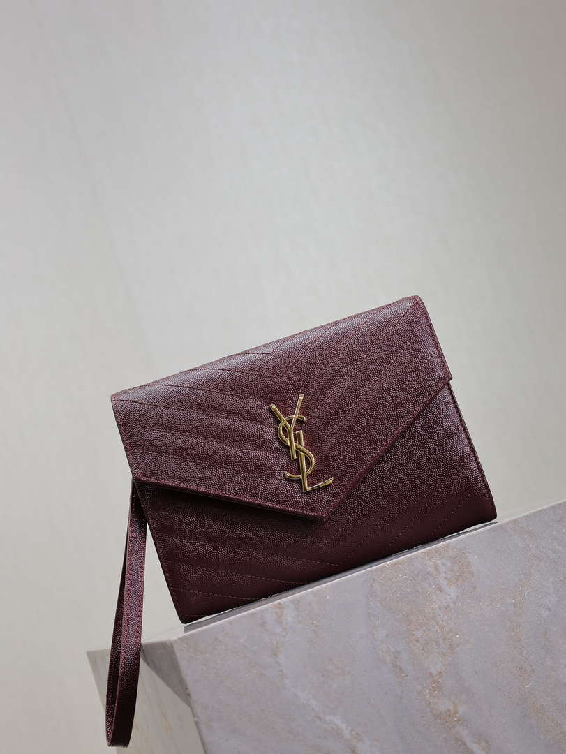 YSL Cassandre Matelass¨¦ Flap pouch in grain de Poudre leather 617662 V wine Red