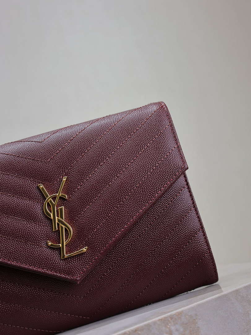 YSL Cassandre Matelass¨¦ Flap pouch in grain de Poudre leather 617662 V wine Red