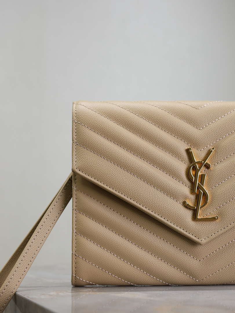 YSL Cassandre Matelass¨¦ Flap pouch in grain de Poudre leather 617662 V Apricot