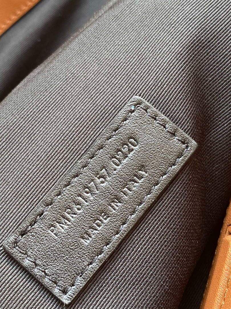 YSL 619757 Tag Canvas And Leather Shopping Bag Tan