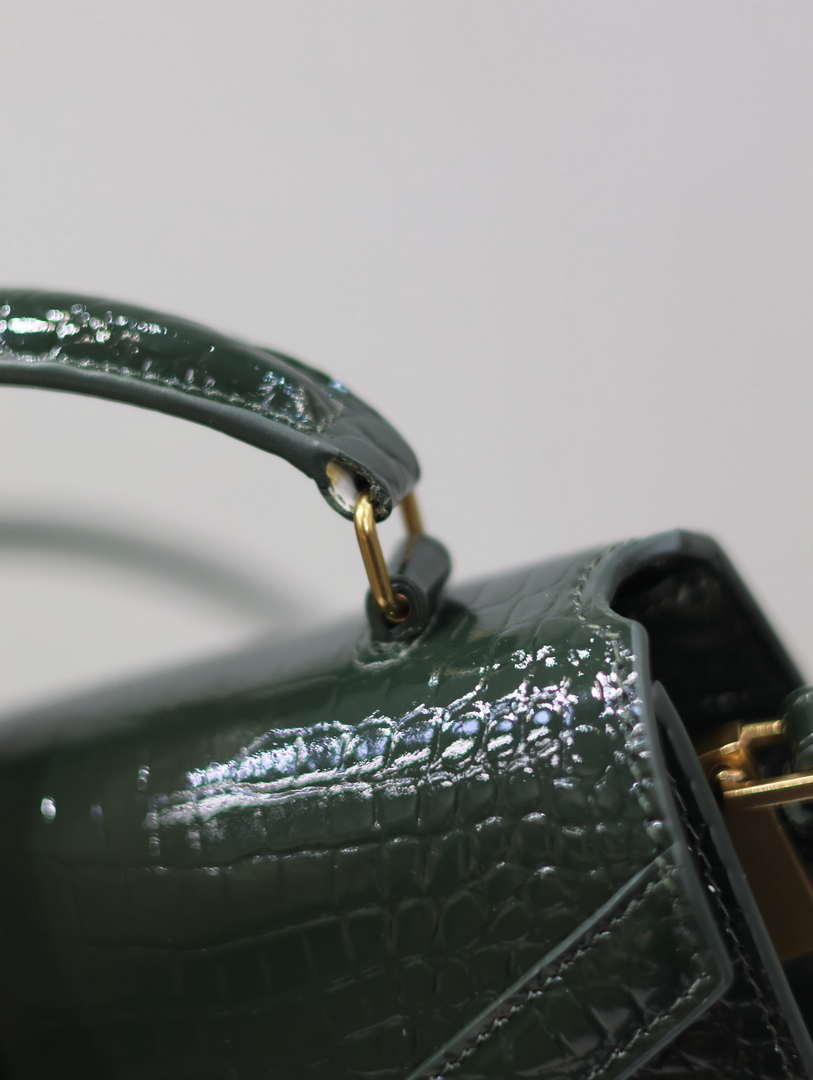 YSL 623930 Cassandra Mini Top Handle Bag In Crocodile pattern Leather Green