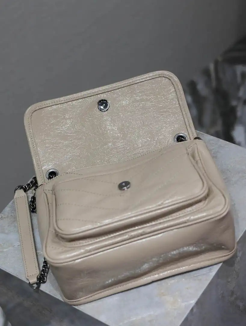 YSL 633151 Niki Baby Chain Bag IN VINTAGE Calf Leather Apricot
