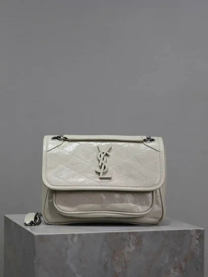 YSL 633151 Niki Baby Chain Bag IN VINTAGE Calf Leather White