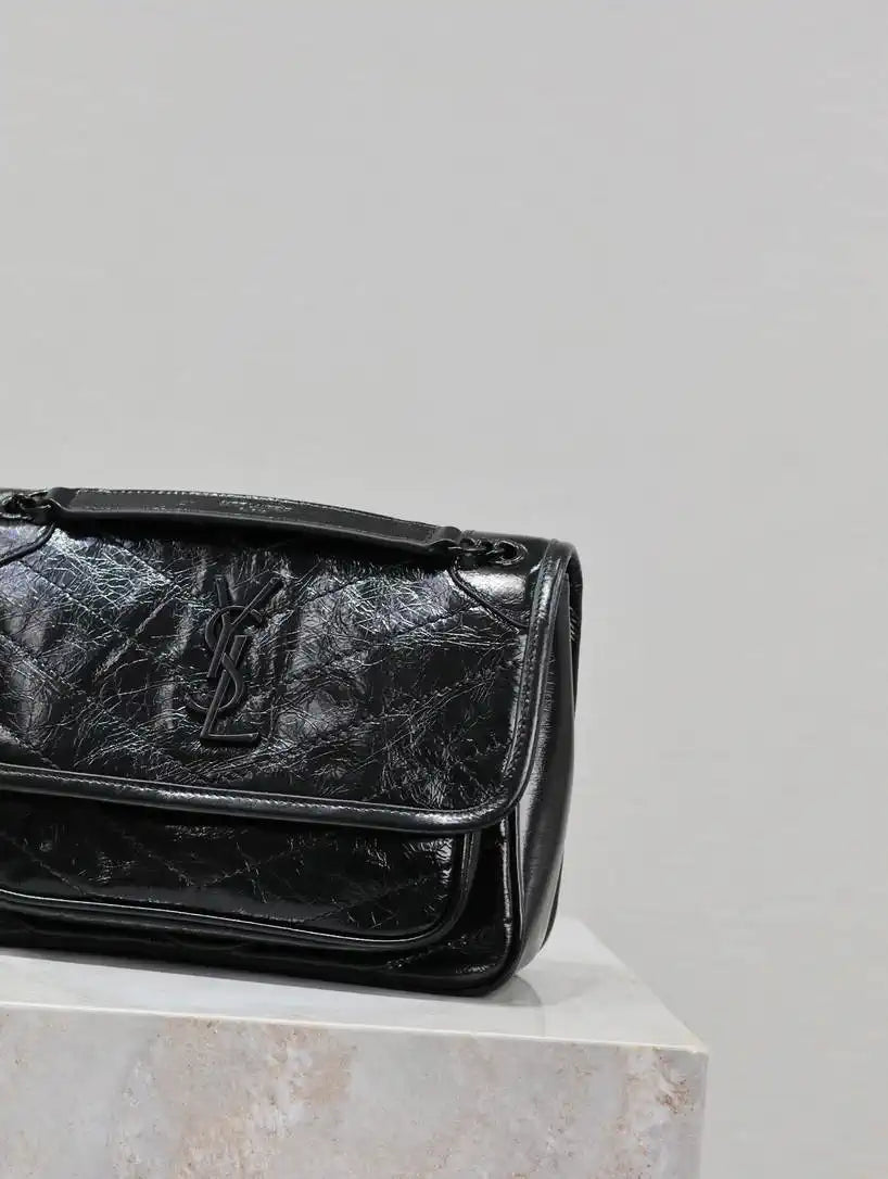 YSL 633151 Niki Baby Chain Bag IN VINTAGE Calf Leather Black