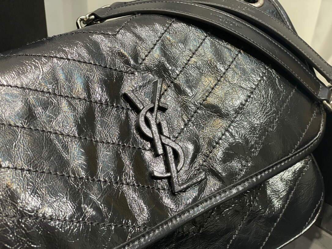 YSL 633158 Yves Saint Laurent Niki Medium In Quilted Crinkled Vintage Leather Bag Black
