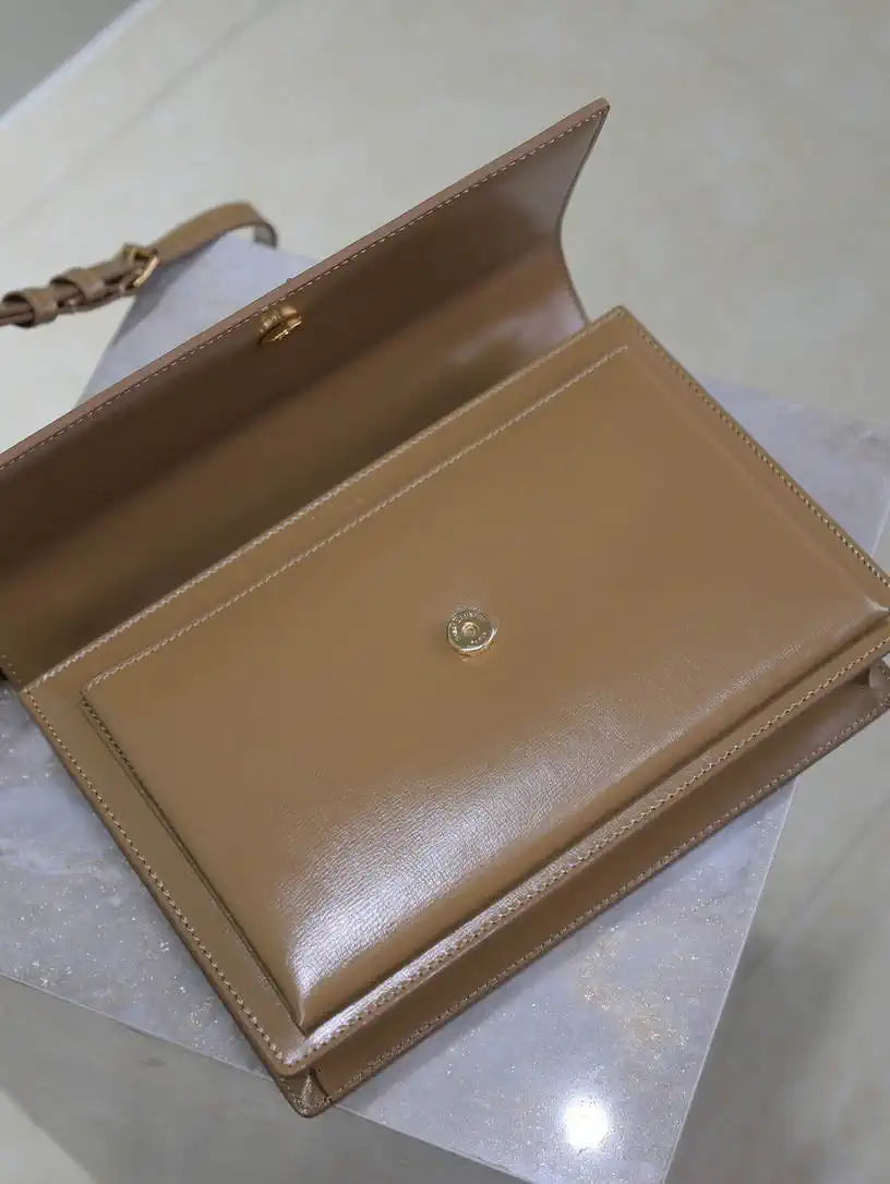 YSL 634723 SUNSET TOP HANDLE IN SMOOTH LEATHER Brown