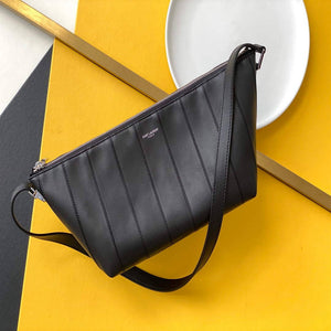 YSL 667490 Yves Saint Laurent LE Monogramme Crossbody Bag Black - Default Title - View 1