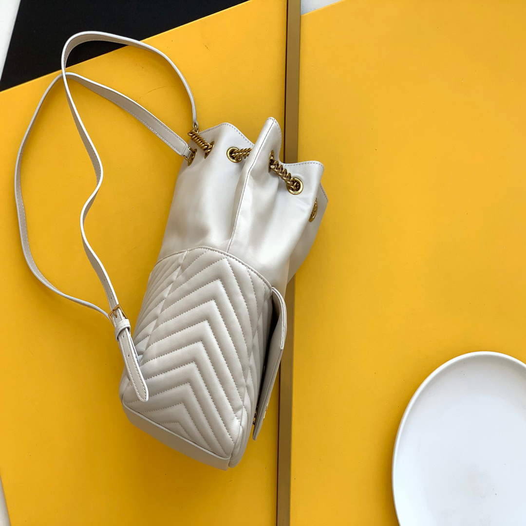 YSL 672609 Joe Backpack In Lam¨¦ Leather White