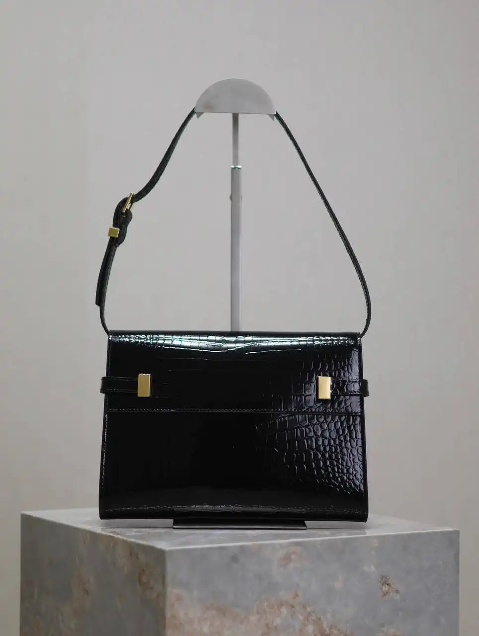 YSL 675626 MANHATTAN small in BOX Crocodile Leather Black