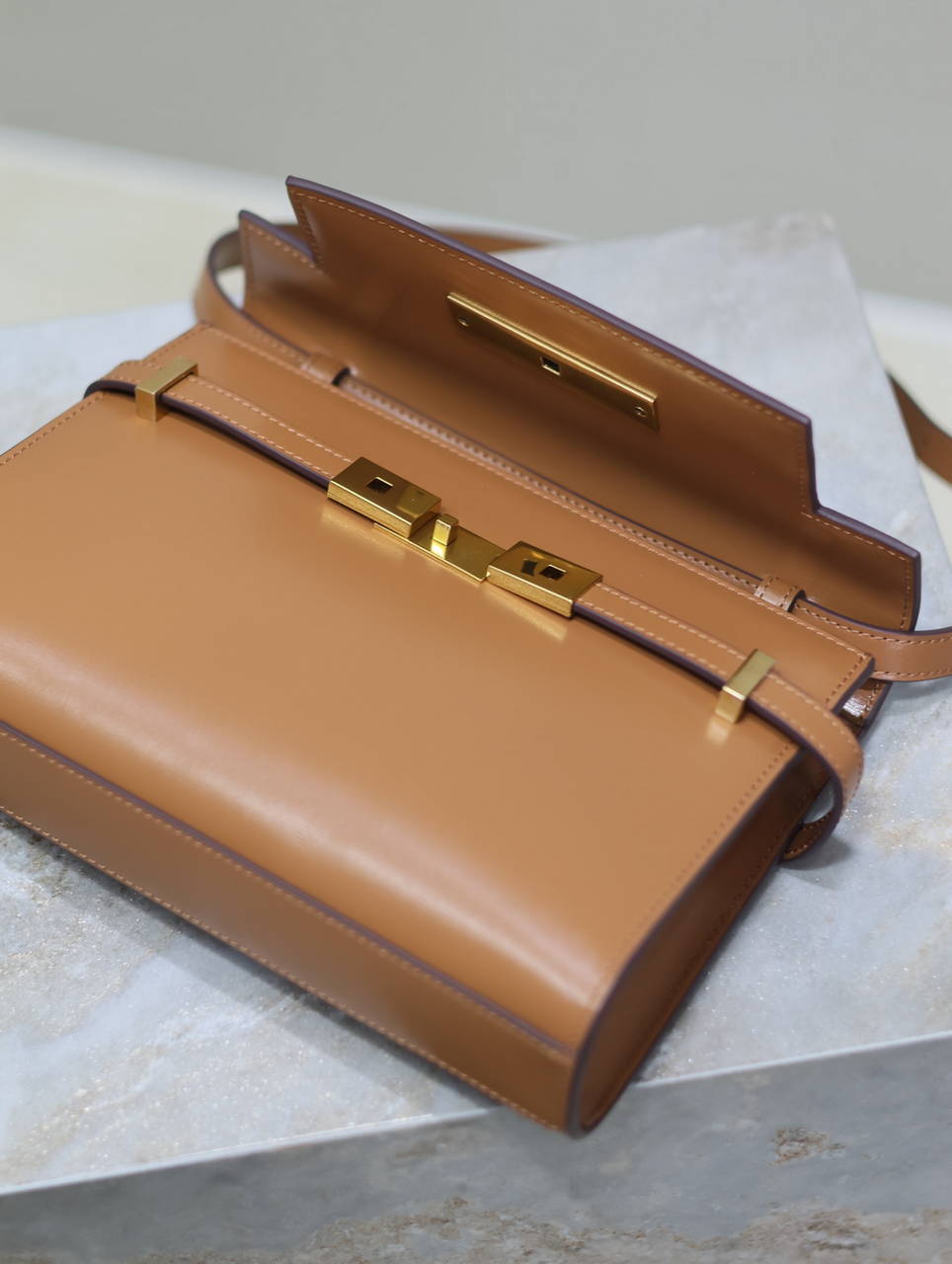 YSL 675626 MANHATTAN small in BOX SAINT LAURENT Brown