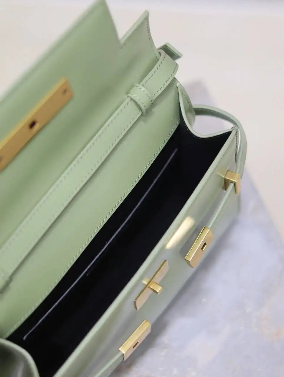 YSL 675626 MANHATTAN small in BOX SAINT LAURENT Light Green