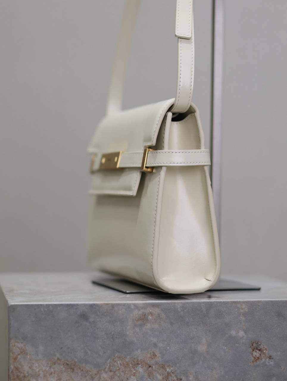 YSL 675626 MANHATTAN small in BOX SAINT LAURENT White