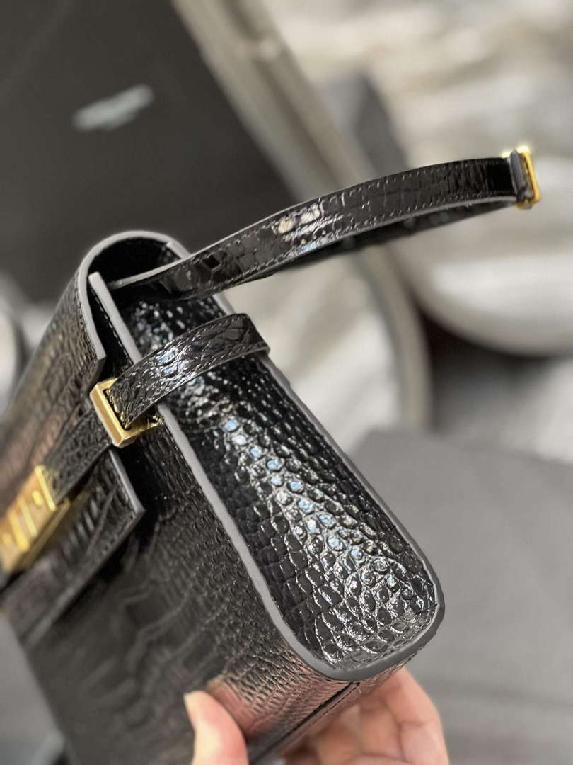 YSL 675626 Manhattan Small Shoulder Bag In Shiny Crocodile-Embossed Leather Black - Default Title - View 5