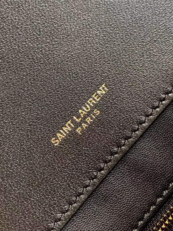 YSL 695503 Gaby Satchel In Quilted Lacquered Leather And Smooth Leather