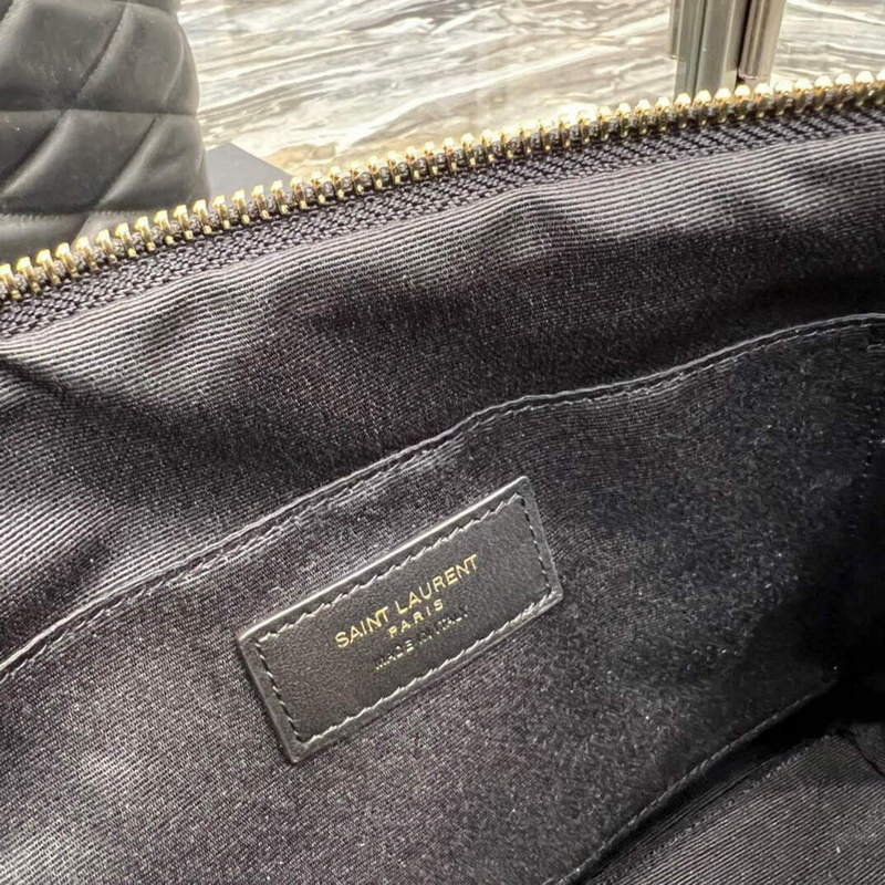YSL 696779 Sade Pouch In Quilted Lambskin Black