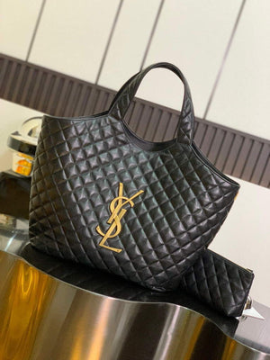 YSL 698651 Icare Maxi Shopping Bag In Quilted Lambskin - Default Title - View 1