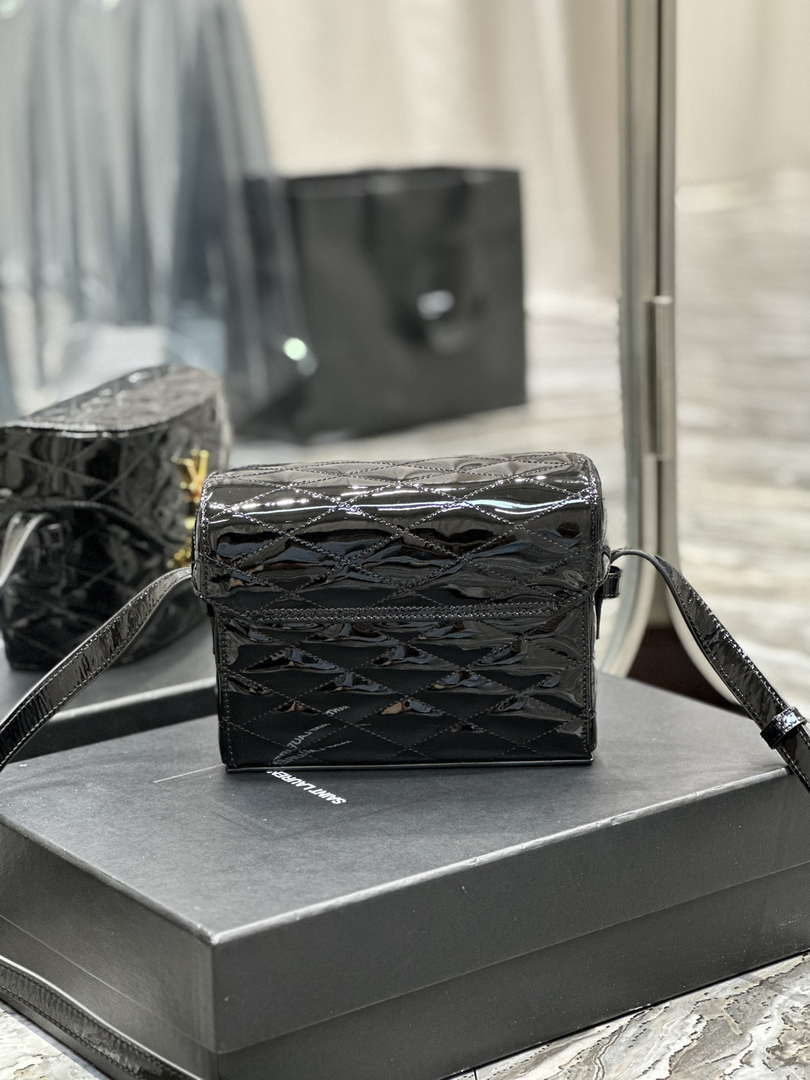 YSL 710080 June Box Bag In Quilted Patent Leather Black with Gold