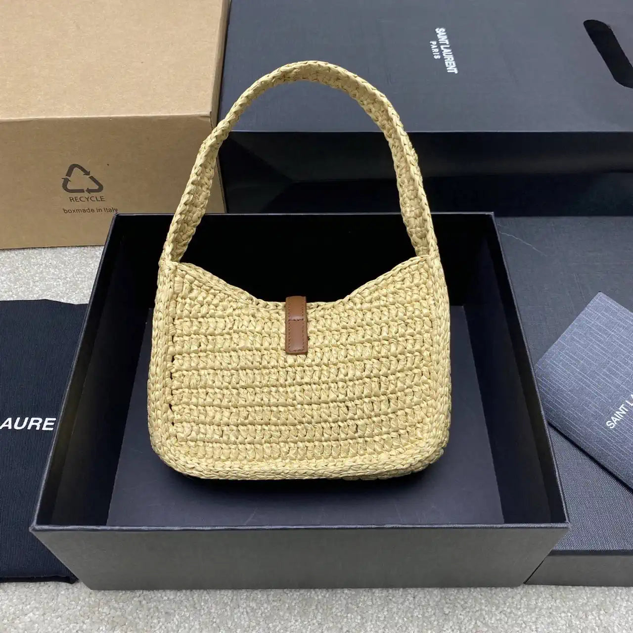 YSL 710318 MINI LE 5 ¨¤ 7 IN Raffia Nature