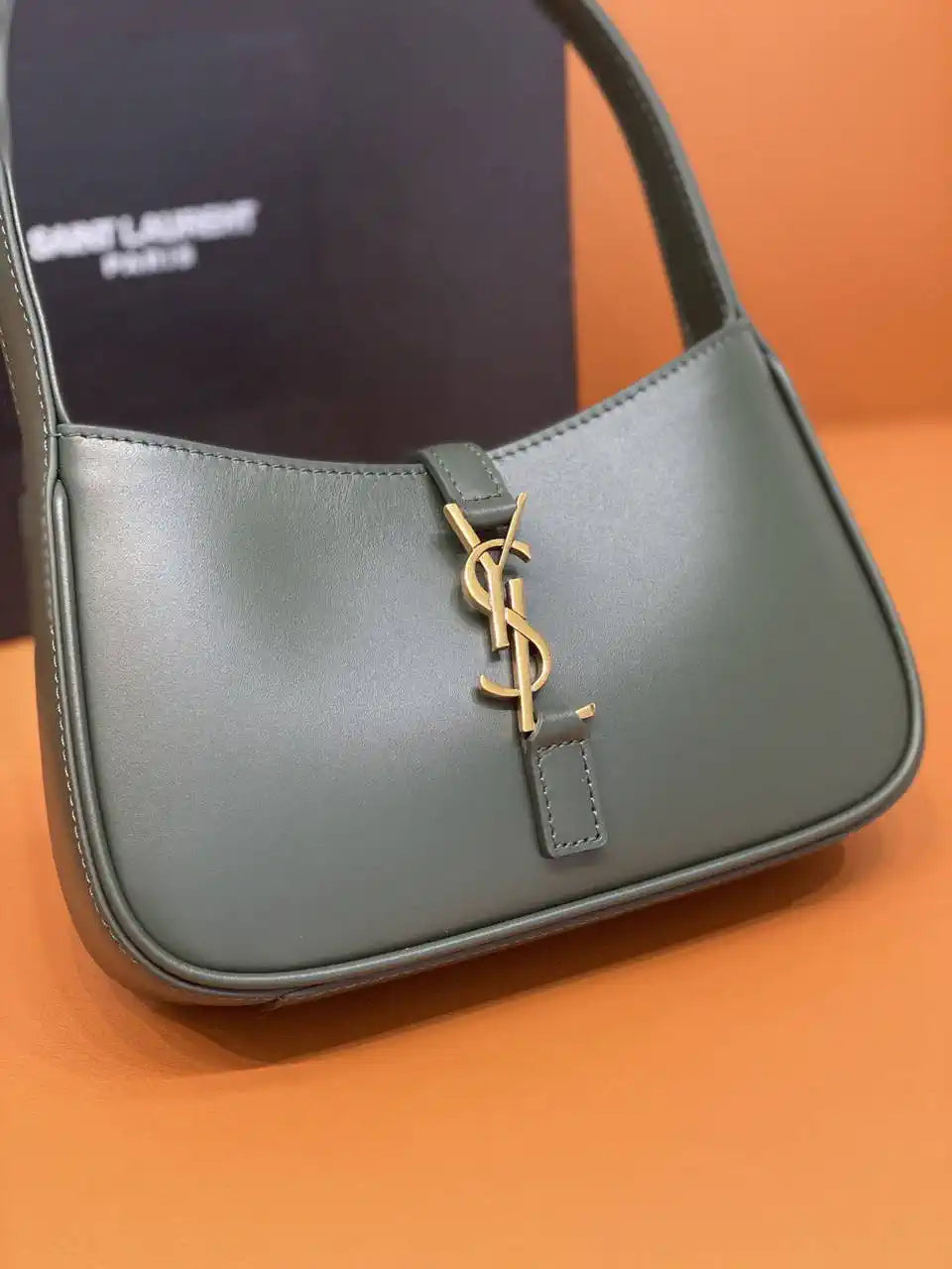 YSL 710318 MINI LE 5 ¨¤ 7 IN SMOOTH LEATHER Dark Green