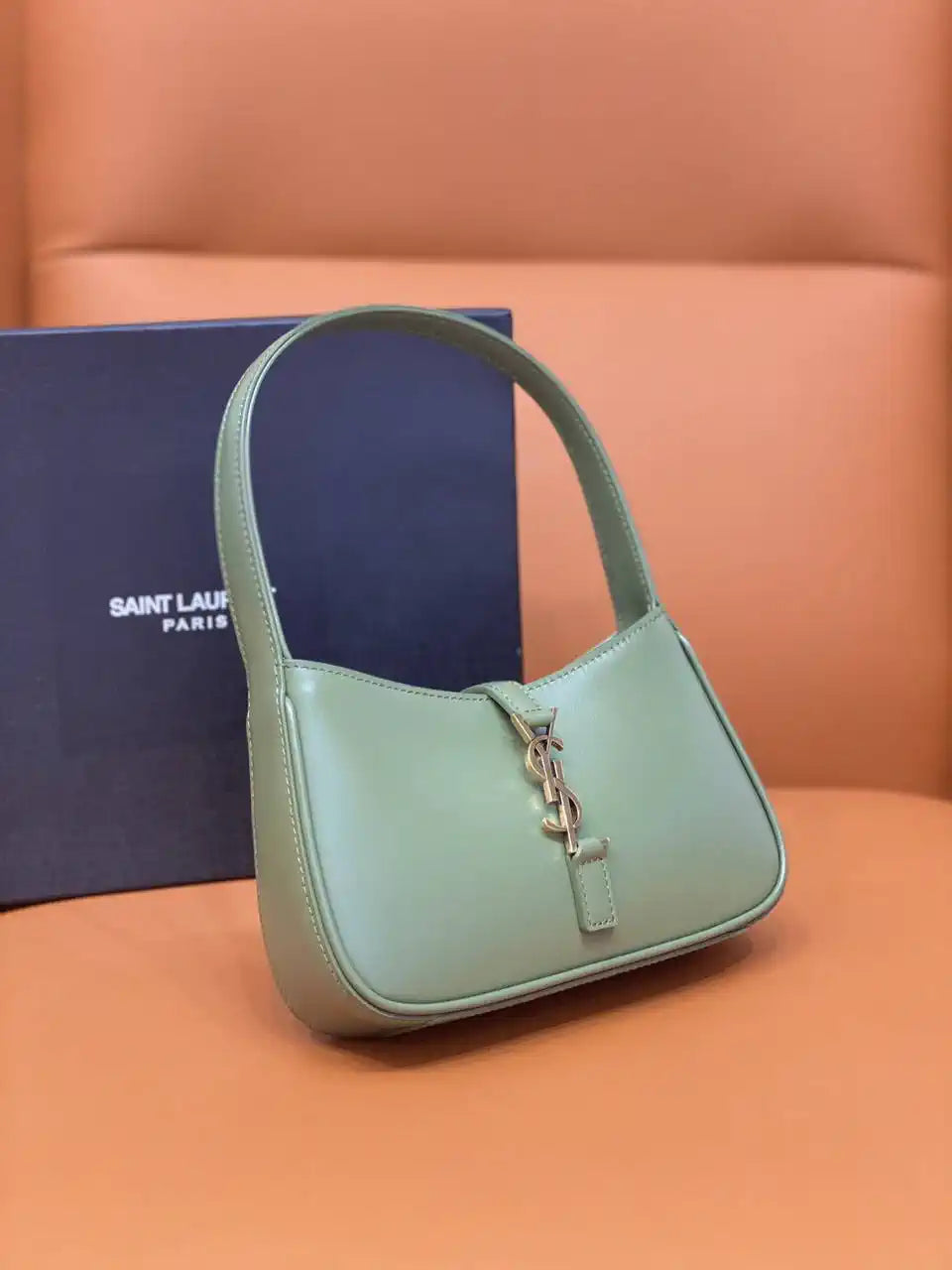 YSL 710318 MINI LE 5 ¨¤ 7 IN SMOOTH LEATHER Light Green