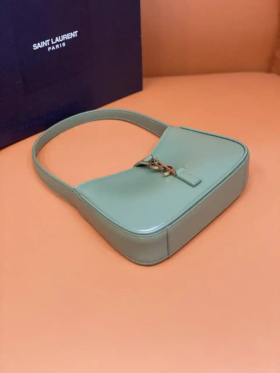 YSL 710318 MINI LE 5 ¨¤ 7 IN SMOOTH LEATHER Light Green
