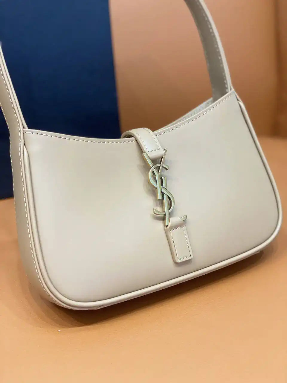 YSL 710318 MINI LE 5 ¨¤ 7 IN SMOOTH LEATHER Gray