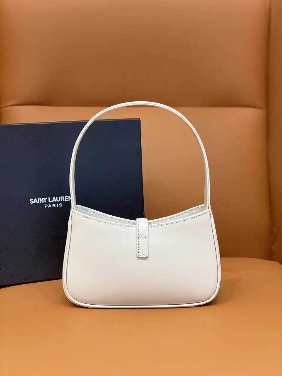 YSL 710318 MINI LE 5 ¨¤ 7 IN SMOOTH LEATHER White