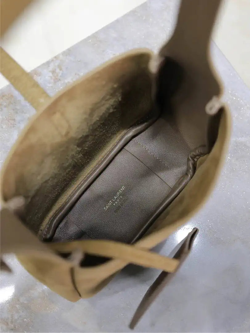 YSL 713938 LE 5 A 7 supple baby in Suede leather