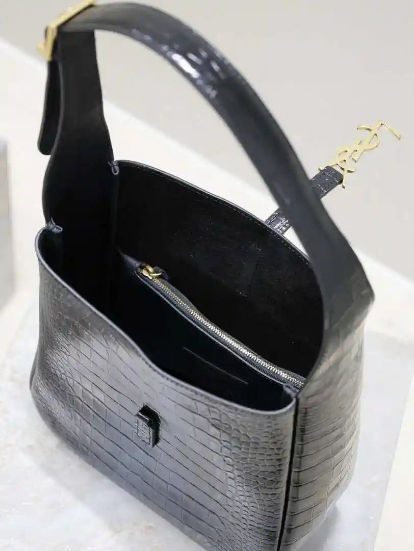 YSL 713938 LE 5 A 7 Supple Small In Grained Crocodile Leather Black