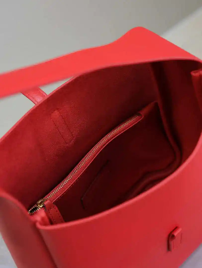 YSL 713938 LE 5 A 7 Supple Small In Grained Leather Red