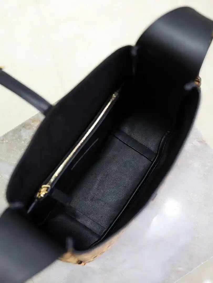 YSL 713938 LE 5 A 7 Supple Small In Grained Leather Leopard print
