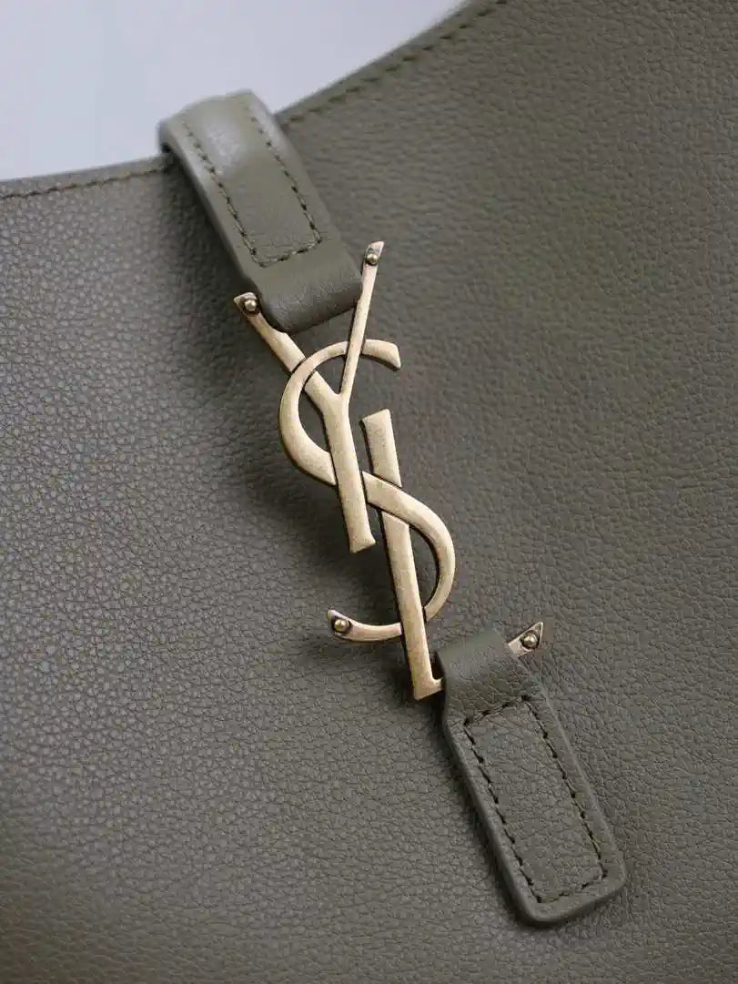 YSL 713938 LE 5 A 7 Supple Small In Grained Leather Green