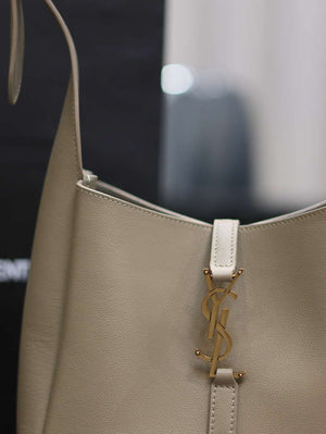 YSL 713938 LE 5 A 7 Supple Small In Grained Leather Dusty Gray - Default Title - View 5