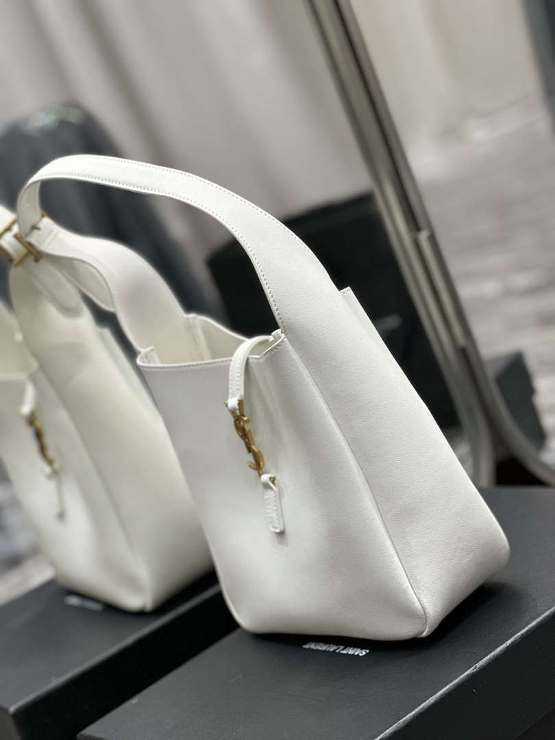 YSL 713938 LE 5 A 7 Supple Small In Grained Leather White