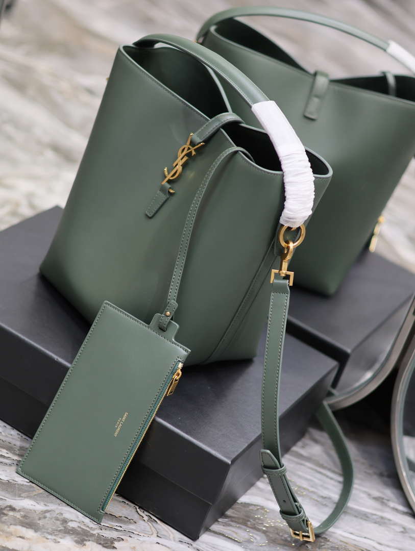 YSL 742828 Le 5 ¨¤ 7 Supple Small In Smooth Leather Green