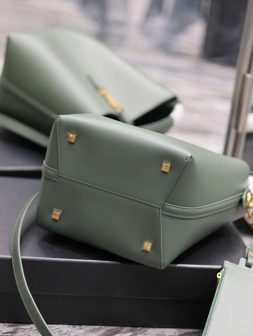 YSL 742828 Le 5 ¨¤ 7 Supple Small In Smooth Leather Green
