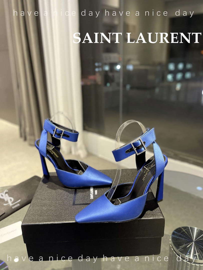 YSL 7176081 Fanny Slingback Pumps In Crepe Satin Y67320