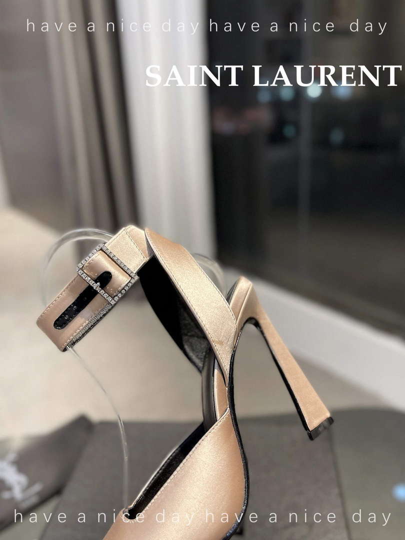 YSL 7176081 Fanny Slingback Pumps In Crepe Satin Y67321