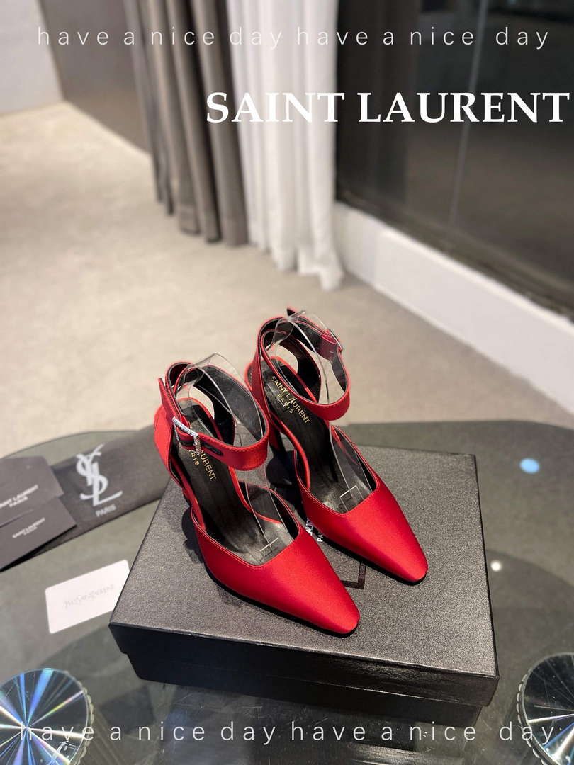 YSL 7176081 Fanny Slingback Pumps In Crepe Satin Y67323