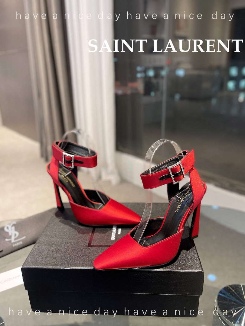 YSL 7176081 Fanny Slingback Pumps In Crepe Satin Y67323