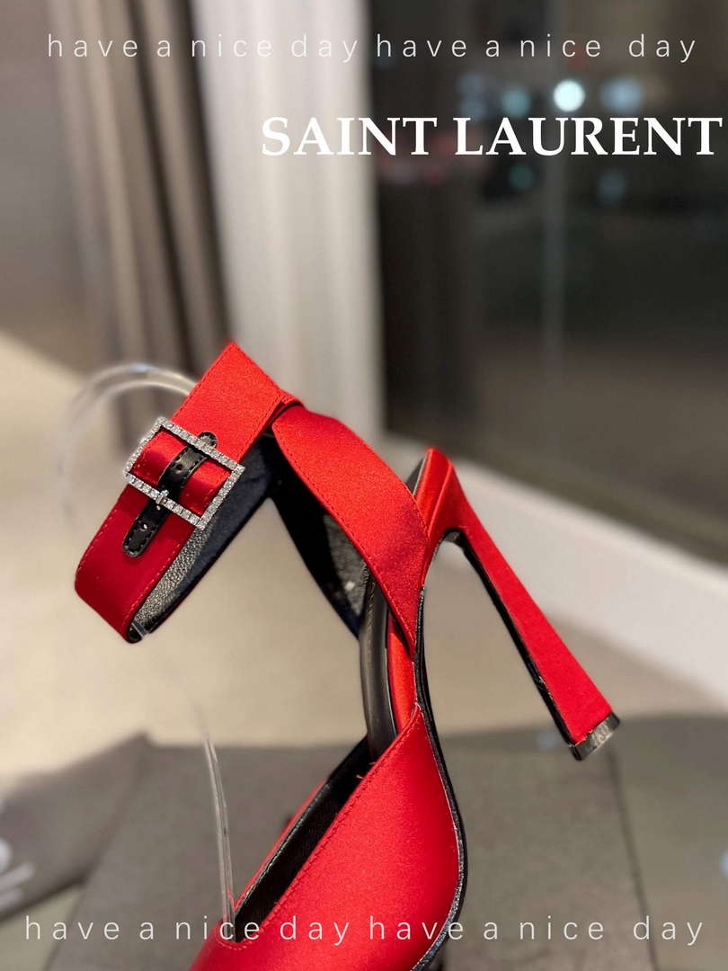 YSL 7176081 Fanny Slingback Pumps In Crepe Satin Y67323